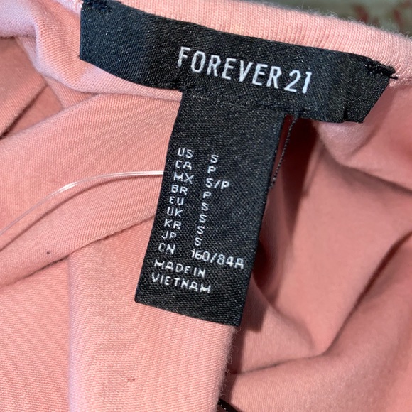 Forever 21 Off-Shoulder Top - Picture 7 of 8